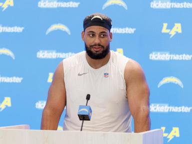 chargers’-rashawn-slater-suffers-leg-injury-weeks-after-contract-extension