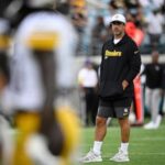 travis-hunter-plays-offense-and-defense-in-pro-debut-as-jaguars-lose-to-steelers-in-preseason