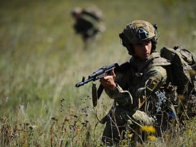 top-european-diplomat-says-putin-is-setting-‘a-trap’-by-demanding-ukraine-concessions