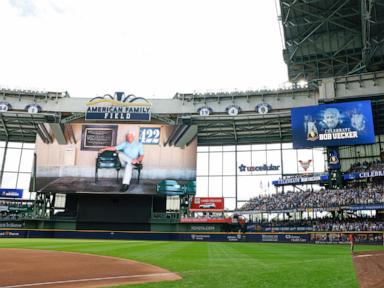 brewers-pay-tribute-to-longtime-broadcaster-bob-uecker-in-pregame-ceremony
