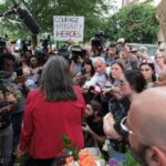photos-show-workers-rally-for-senior-cdc-officials-forced-off-atlanta-headquarters