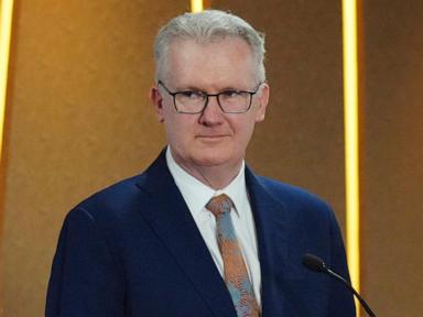 australian-government-signs-deal-to-deport-former-detainees-to-the-tiny-island-country-of-nauru