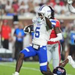 austin-simmons-throws-3-td-passes,-no.-21-mississippi-routs-georgia-state-63-7