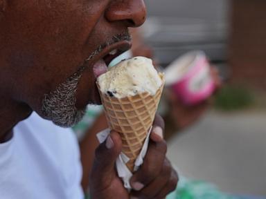 as-world-gets-hotter,-americans-are-turning-to-more-sugar,-study-finds