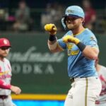 quinn-priester-wins-his-12th-straight-decision-as-brewers-beat-cardinals-8-2