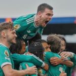 man-city-humbles-man-united-3-0-in-the-premier-league,-liverpool-back-on-top