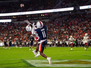 virginia-offense-keeps-rolling,-beats-stanford-48-20