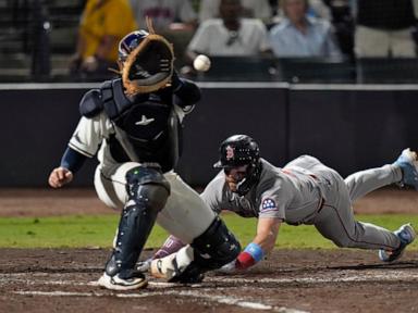 lowe-hits-30th-homer-as-rays-beat-red-sox-7-3-to-finish-41-40-at-steinbrenner-field