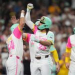 fernando-tatis-jr.’s-grand-slam-sends-padres-past-diamondbacks-7-4,-eliminating-arizona