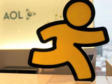 aol’s-dial-up-internet-takes-its-last-bow,-marking-the-end-of-an-era