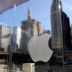 apple-takes-down-app-that-allows-people-to-track-and-anonymously-report-sightings-of-ice-agents