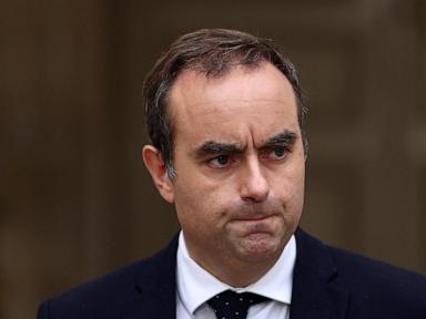 french-prime-minister-resigns-after-only-2-weeks-in-office
