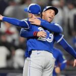 blue-jays-beat-yankees-5-2-in-game-4-to-reach-first-alcs-since-2016