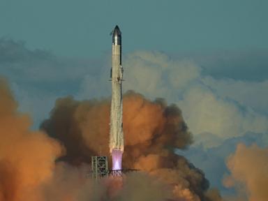 spacex-launches-the-11th-test-flight-of-mega-starship-rocket