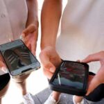 australia-sharing-tips-on-curbing-social-media-for-children-before-age-limit-starts-in-december