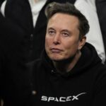 musk’s-rollercoaster-year:-from-boycotts-to-a-potential-trillion-dollar-payday