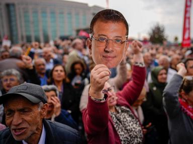 imprisoned-mayor-of-istanbul-is-to-be-questioned-over-espionage-charges
