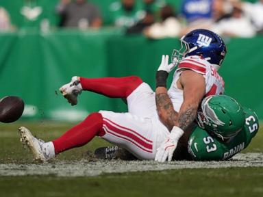 giants’-cam-skattebo-carted-off-field-with-apparent-foot-injury