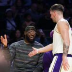 lebron-james-ready-for-contact-basketball-activity-as-he-works-toward-season-debut-for-lakers