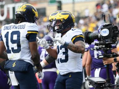 zvada’s-31-yard-field-goal-as-time-expires-lifts-no.-18-michigan-over-northwestern-24-22