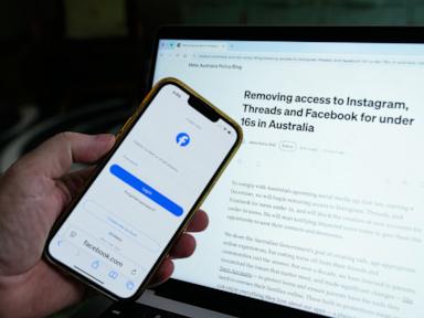 meta-alerts-young-australians-to-download-their-data-before-a-social-media-ban