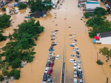 death-toll-from-floods-in-thailand-reaches-145