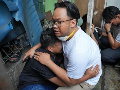 a-fire-in-an-office-building-in-indonesia’s-capital-kills-at-least-22-people