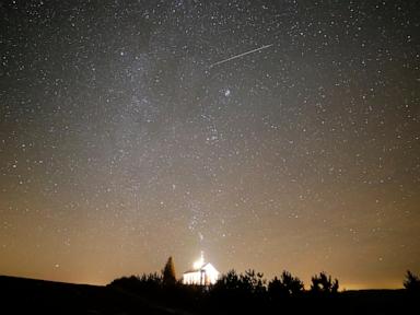 how-to-watch-one-of-the-year’s-best-meteor-showers,-the-geminids