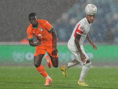 proud-dad-zinedine-zidane-watches-as-algeria-starts-africa-cup-with-3-0-win-over-sudan