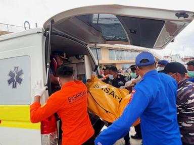 indonesian-rescuers-find-a-body-while-searching-for-soccer-coach-and-3-children