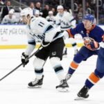 dylan-guenther-has-1st-career-hat-trick-to-send-mammoth-to-7-2-victory-over-isles