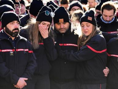 hundreds-march-in-silence-to-honor-victims-of-swiss-bar-fire-that-left-40-dead