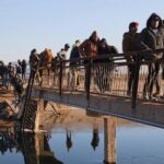 civilians-flee-on-foot-as-syrian-military-offensive-looms-east-of-aleppo