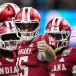 transfer-qbs-mendoza,-beck-headline-college-football’s-biggest-game-and-signify-broader-trend