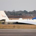 video-shows-flames-flying-from-nasa-plane-that-touched-down-without-landing-gear