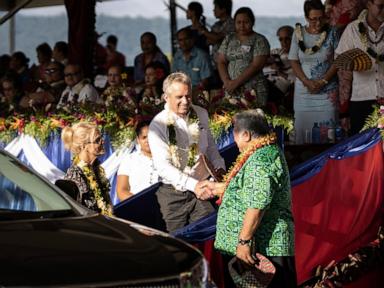 newly-obtained-emails-undermine-rfk-jr.’s-testimony-about-2019-samoa-trip-before-measles-outbreak