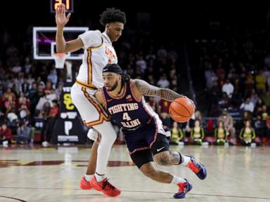 no.-10-illinois-overwhelms-usc-by-36-points,-cruising-to-its-14th-win-in-16-games