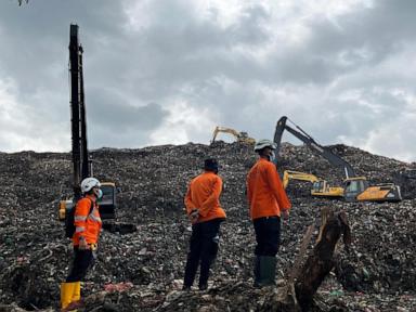waste-mound-collapse-at-indonesia’s-largest-landfill-kills-at-least-5