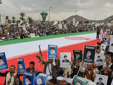 as-other-iran‑allied-groups-are-engaging-in-the-mideast-war,-yemen’s-houthis-hold-back