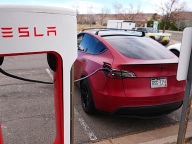 tesla-faces-new-questions-about-how-cars-in-self-driving-mode-handle-poor-conditions