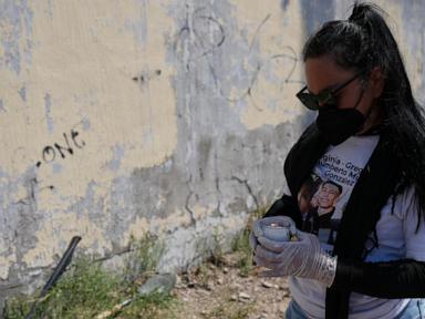 mexico-says-a-third-of-130,000-missing-people-might-be-alive,-fueling-criticisms-by-families