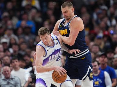 jokic’s-triple-double,-murray-and-johnson-hit-late-3s-to-rally-nuggets-by-jazz,-135-129