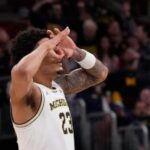 yaxel-lendeborg-stars-as-top-seeded-michigan-beats-alabama-90-77-in-sweet-16