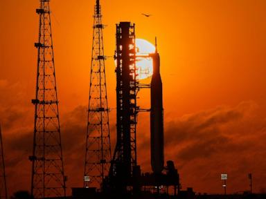 apollo-vs.-artemis:-what-to-know-about-nasa’s-return-to-the-moon