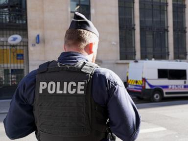 france-probes-possible-iran-link-after-bomb-attack-foiled-outside-bank-of-america