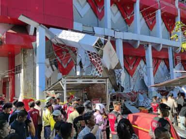 earthquake-off-indonesia-topples-buildings,-kills-1-person-and-sets-off-small-tsunami