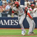 elly-de-la-cruz-hits-2-of-reds’-5-home-runs-in-12-6-victory-over-rays