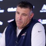 patriots-coach-mike-vrabel-is-seeking-counseling-amid-controversy