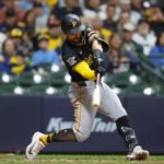 reynolds,-gonzales-help-the-pirates-outlast-the-brewers,-6-3-in-10-innings
