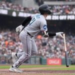 roupp’s-stellar-pitching,-schmitt’s-3-run-homer-propel-giants-to-6-3-win-over-marlins